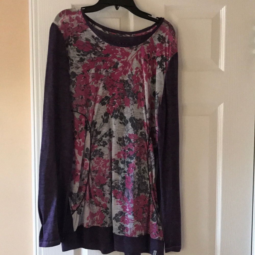 Long sleeves shirt